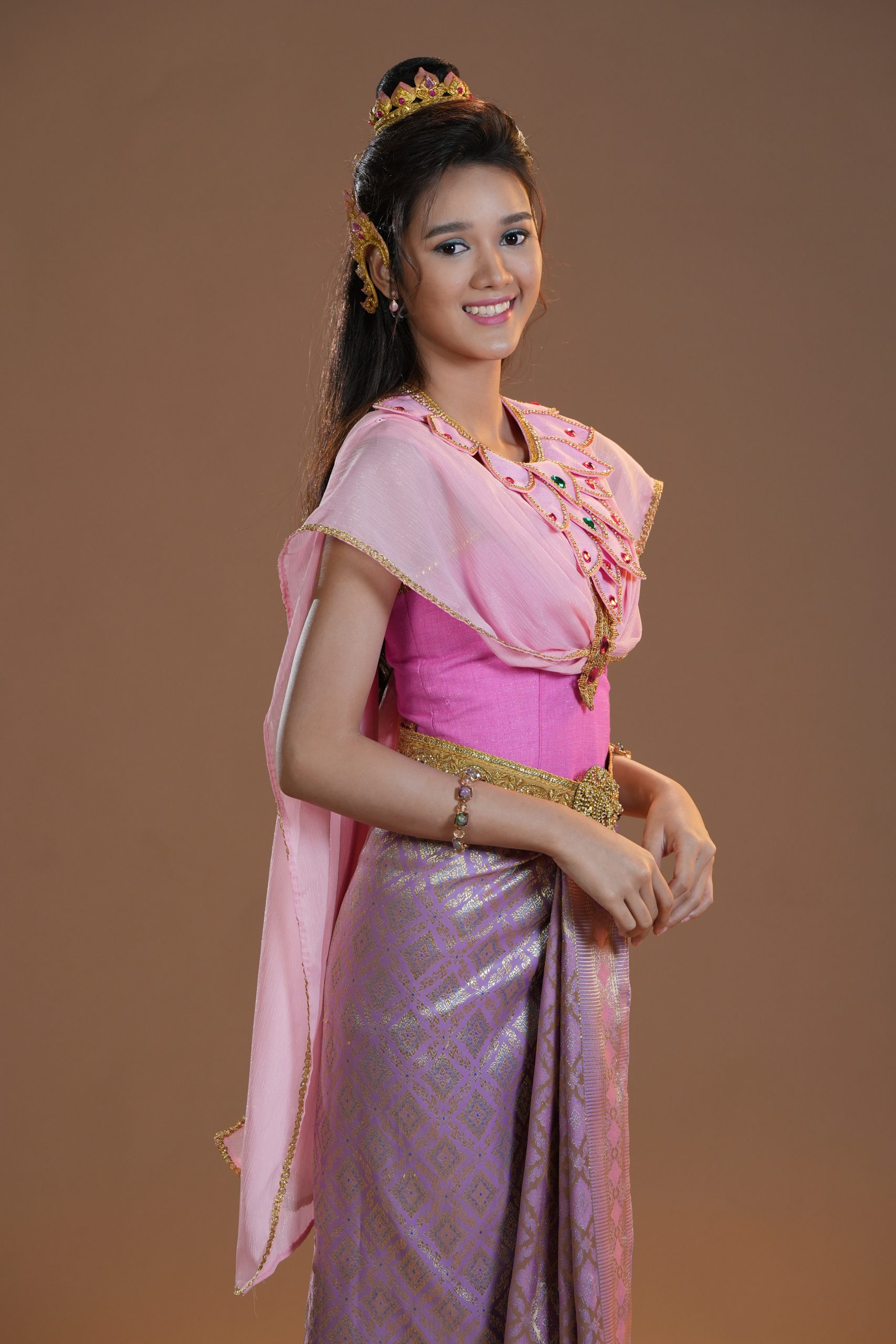 ปิ่นปินัทธ์ นิธิศกุลไพศาล